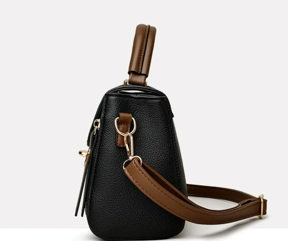 Ladies' tote bag with lock - Elegant crossbody urban bag 