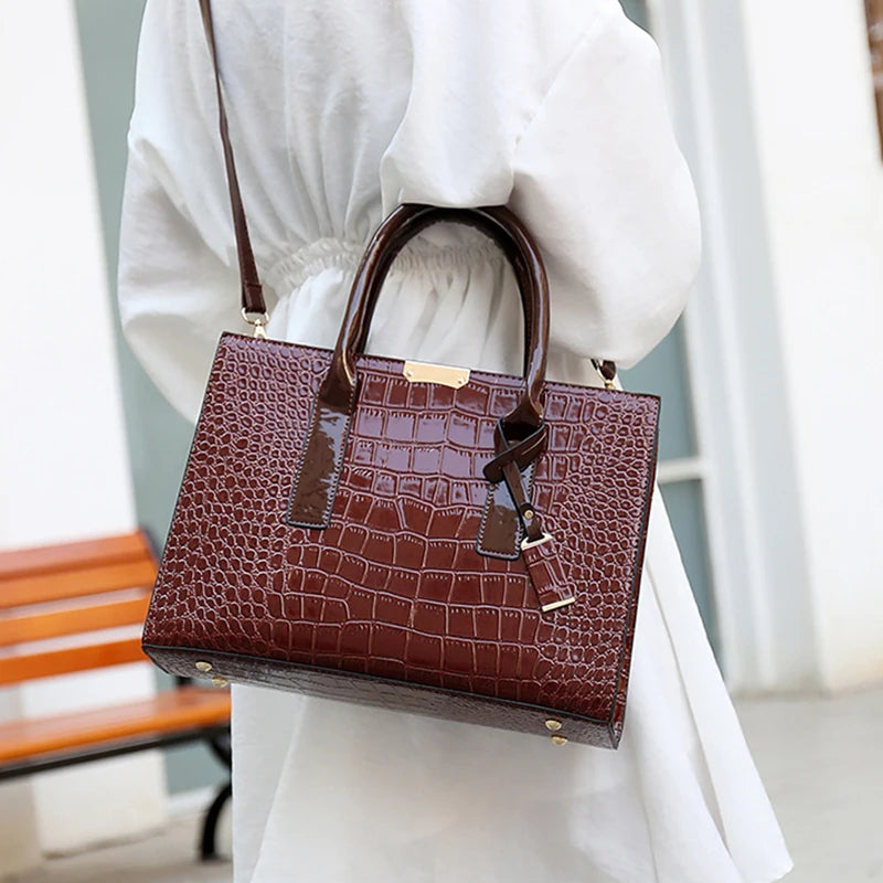 Women Handbag Crocodile Print, Top Selling Model, Designer Brand Look, Fashionable Tote Bag, Adjustable Strap, Ladies' Top Handle Handbag, Large Capacity Crossbody Bag, Work, Smart Casual and Travel Use, Perfect Gift Idea, Cell Phone Pocket