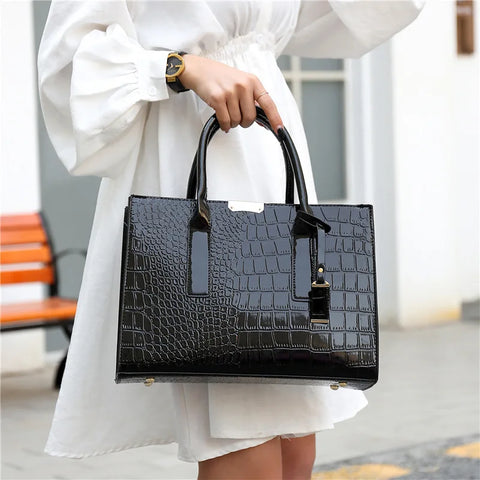 Women Handbag Crocodile Print, Top Selling Model, Designer Brand Look, Fashionable Tote Bag, Adjustable Strap, Ladies' Top Handle Handbag, Large Capacity Crossbody Bag, Work, Smart Casual and Travel Use, Perfect Gift Idea, Cell Phone Pocket