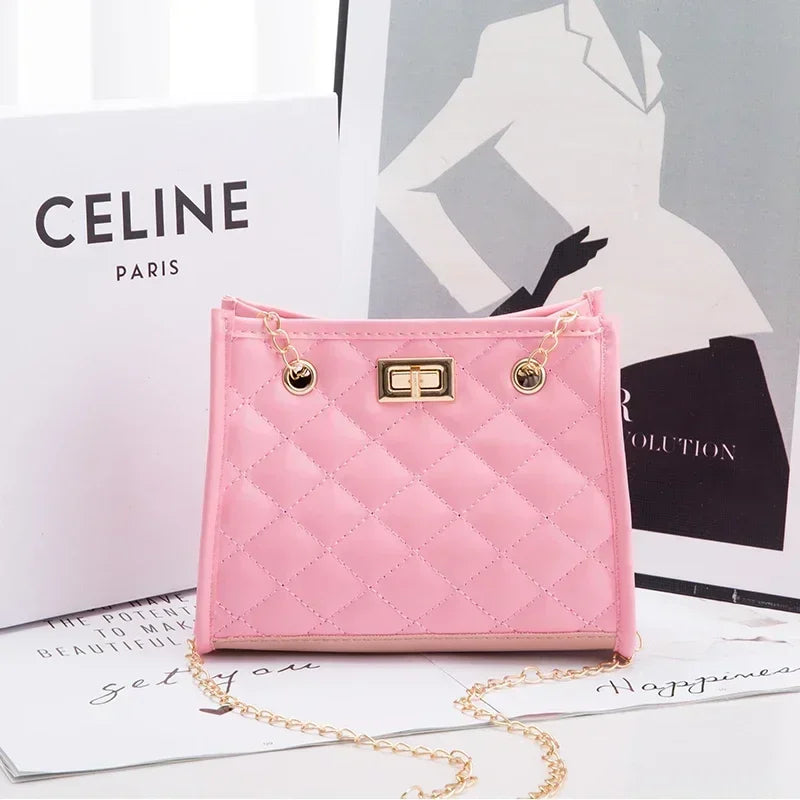Ladies' Handbag with Chains - Diamond Lattice Underarm Bag