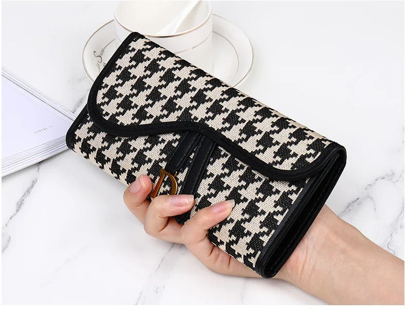 Women's Retro Long Wallet - Large Capacity D-Buckle